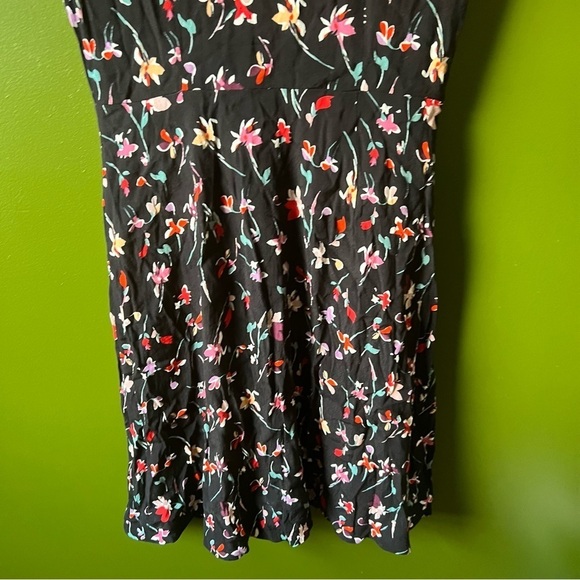 MADEWELL V-Neck Button-Front Mini Dress in Drifting Flowers SIZE 00 - Picture 7 of 10